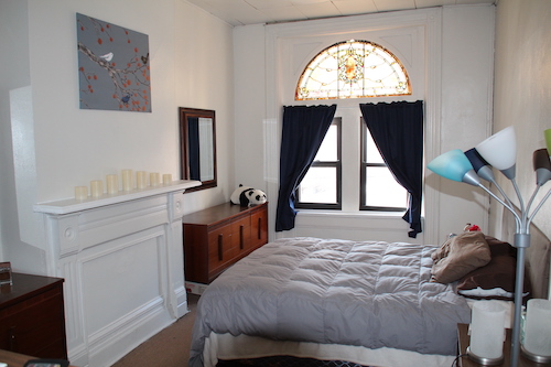 Front bedroom with stained-glass window